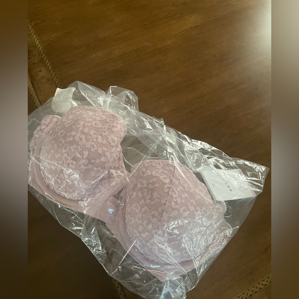 DKNY Lace Demi Bra - Light Mauve